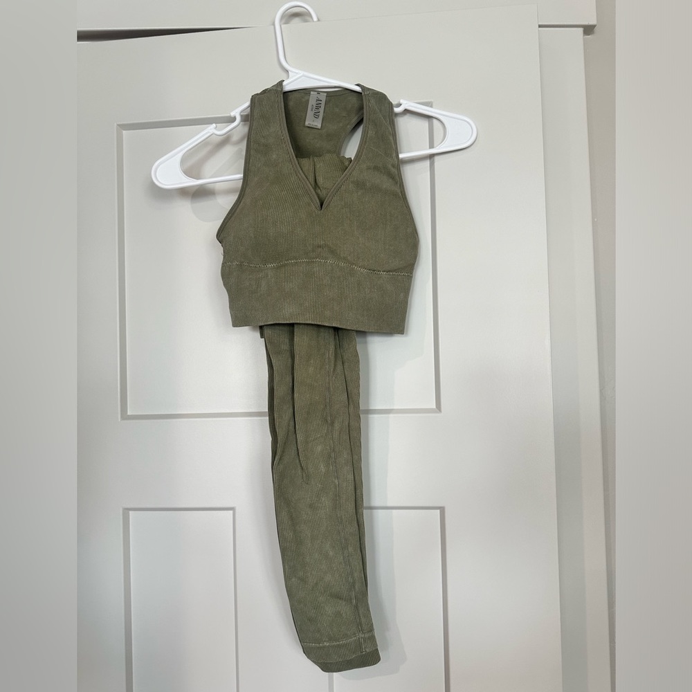 Talulah ribbed work out set